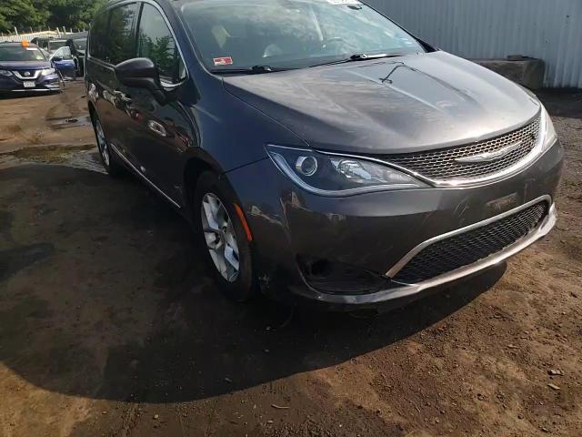 2017 Chrysler Pacifica Touring L VIN: 2C4RC1BG5HR816105 Lot: 65108914