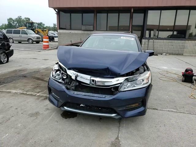 1HGCR2F58HA235948 2017 Honda Accord Sport