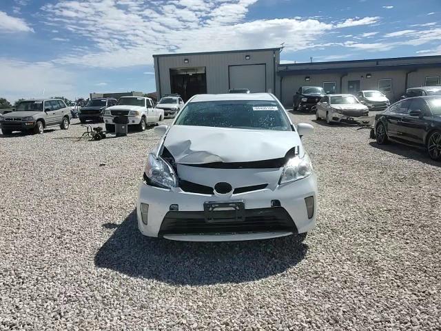 2012 Toyota Prius - Image 11