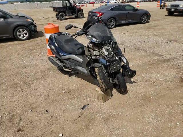 2009 Piaggio Mp3 400 VIN: ZAPM590T495000986 Lot: 68909684