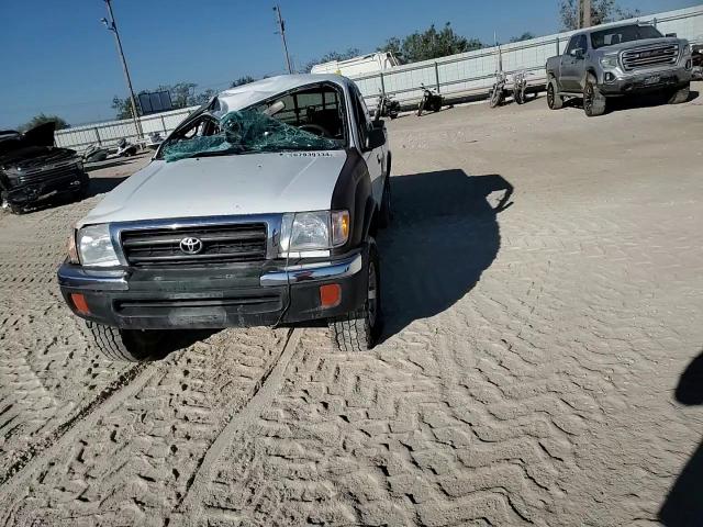 1999 Toyota Tacoma Xtracab VIN: 4TAWN72N2XZ553604 Lot: 67939334