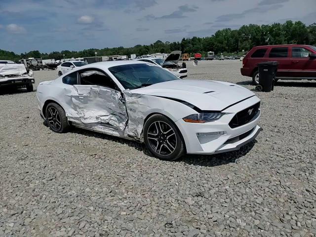 2019 Ford Mustang - Image 10