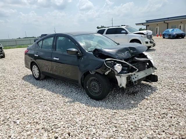 2019 Nissan Versa S VIN: 3N1CN7AP1KL818476 Lot: 66397554