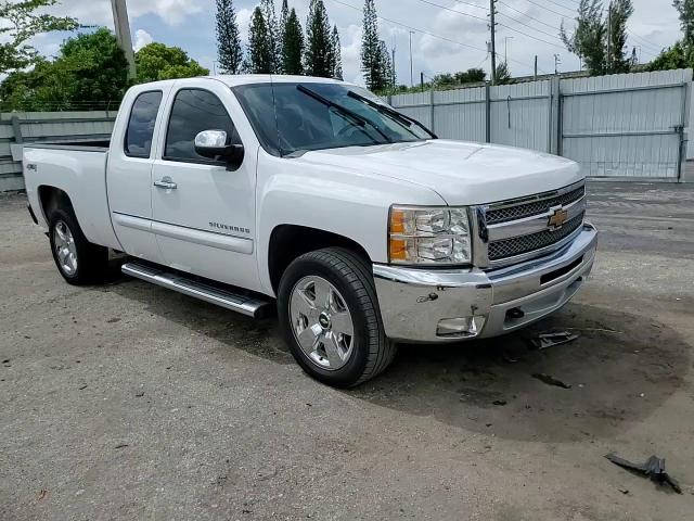 1GCRKSE75DZ268451 2013 Chevrolet Silverado K1500 Lt