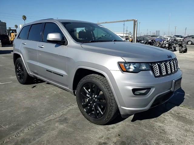 2019 Jeep Grand Cherokee Laredo VIN: 1C4RJEAG2KC572315 Lot: 69213654