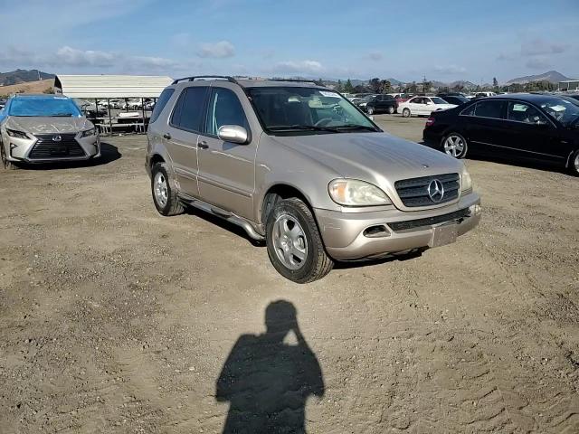 2003 Mercedes-Benz Ml 350 VIN: 4JGAB57E93A447594 Lot: 68523444