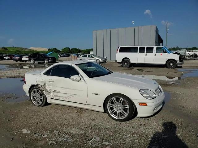 WDBKK65FX4F311407 2004 Mercedes-Benz Slk 320