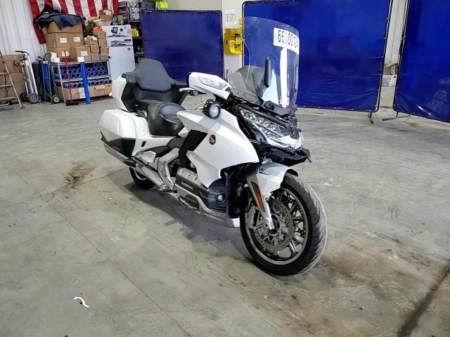 2018 Honda Gl1800 VIN: JH2SC7906JK002361 Lot: 66500124