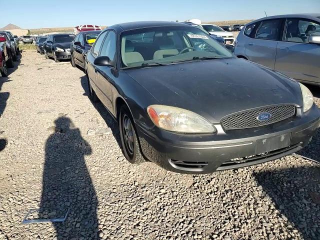 2005 Ford Taurus Se VIN: 1FAFP53U95A114555 Lot: 68367804