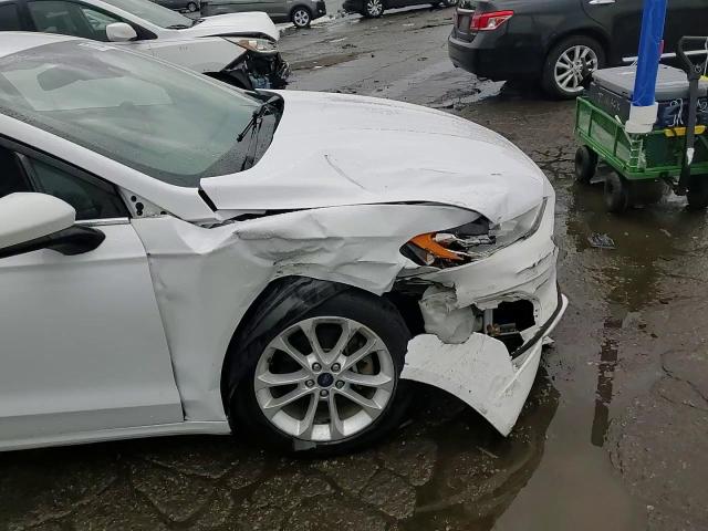 2019 Ford Fusion Se VIN: 3FA6P0HD7KR144246 Lot: 67664404