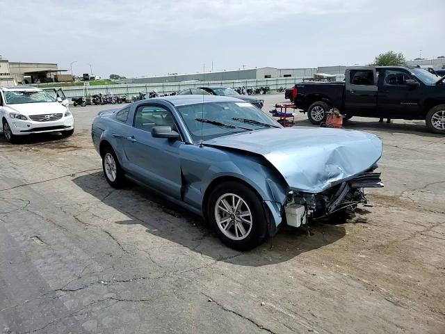 1ZVFT80N155137872 2005 Ford Mustang