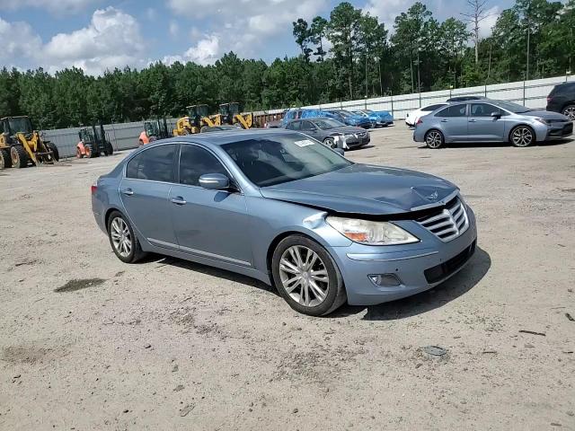 2011 Hyundai Genesis 4.6L VIN: KMHGC4DF8BU130188 Lot: 67489774