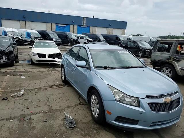 1G1PF5S96B7155600 2011 Chevrolet Cruze Lt