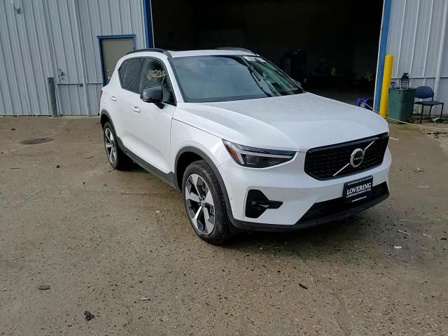 2025 Volvo Xc40 Plus VIN: YV4L12UC2S2453227 Lot: 65562204