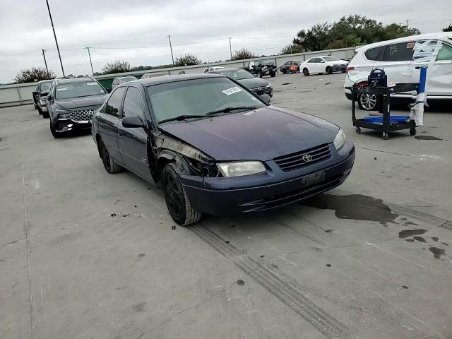 1999 Toyota Camry Le VIN: JT2BF22K9X0167249 Lot: 69647284