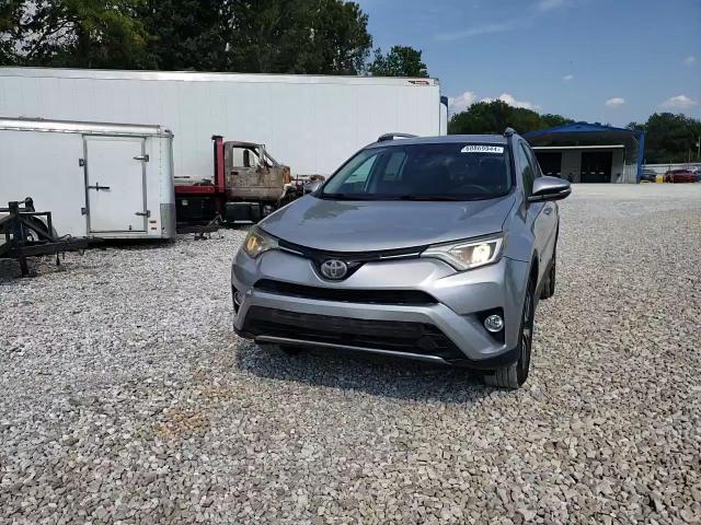 2017 Toyota Rav4 Xle VIN: 2T3RFREV2HW660174 Lot: 68869944