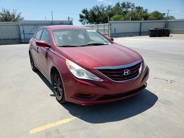 5NPEB4AC4DH757122 2013 Hyundai Sonata Gls