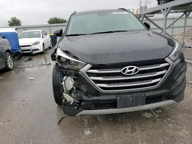 KM8J33A25HU579984 2017 Hyundai Tucson Limited