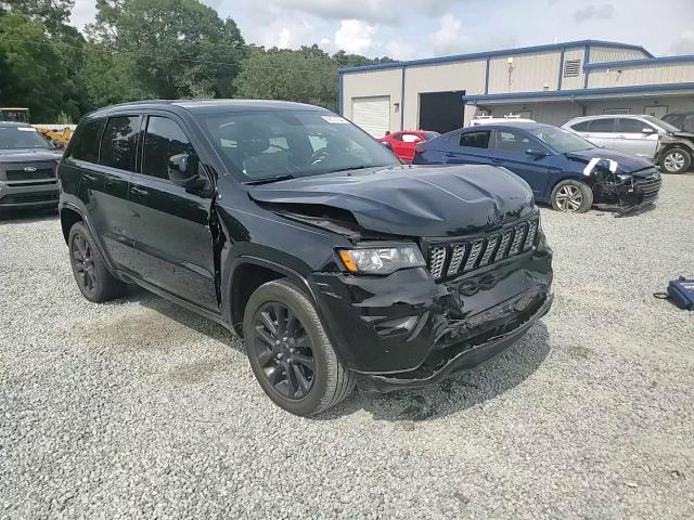 2017 Jeep Grand Cherokee Laredo VIN: 1C4RJEAG2KC572847 Lot: 66121544