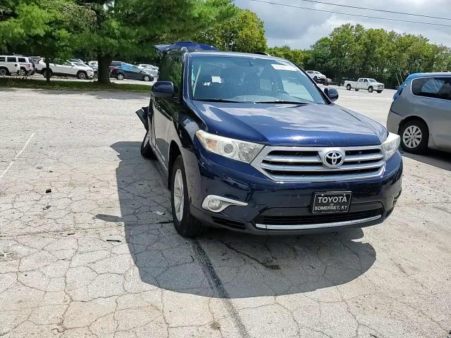 2013 Toyota Highlander Base VIN: 5TDBK3EH5DS215377 Lot: 67424134