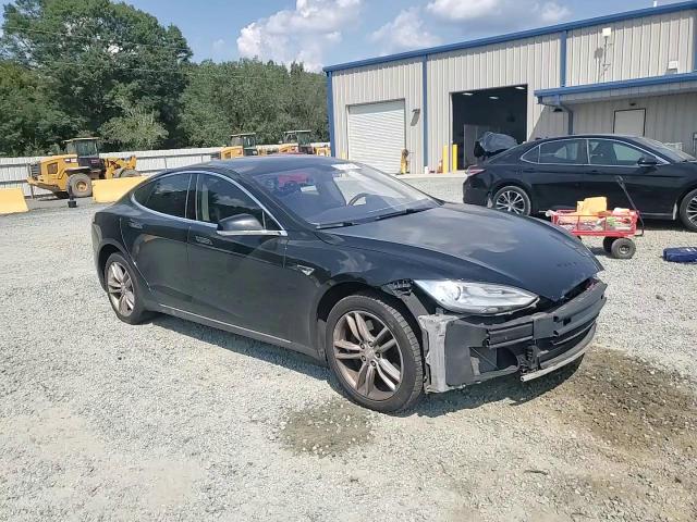 2013 Tesla Model S VIN: 5YJSA1CN9DFP05972 Lot: 69100454