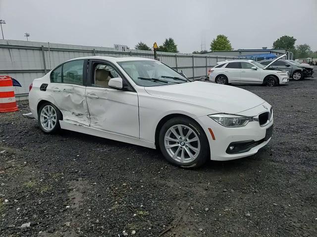 2018 BMW 320 Xi VIN: WBA8E5G51JNV02892 Lot: 66363164