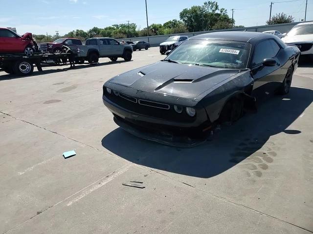 2018 Dodge Challenger - Image 11