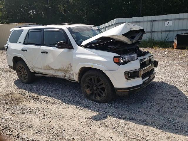 2021 Toyota 4Runner - Image 12