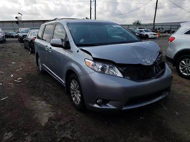 5TDYK3DC6DS284580 2013 Toyota Sienna Xle