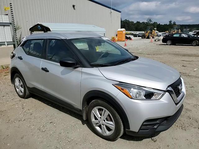 2019 Nissan Kicks S VIN: 3N1CP5CU4KL471565 Lot: 68543834