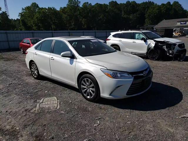 2017 Toyota Camry Le VIN: 4T1BF1FK4HU710685 Lot: 67601654