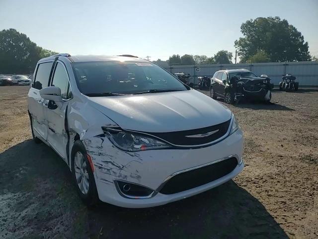 2019 Chrysler Pacifica Touring L VIN: 2C4RC1BG2KR666039 Lot: 67469314