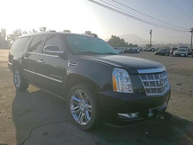 2010 Cadillac Escalade Esv Platinum VIN: 1GYUKKEF8AR160736 Lot: 69611714