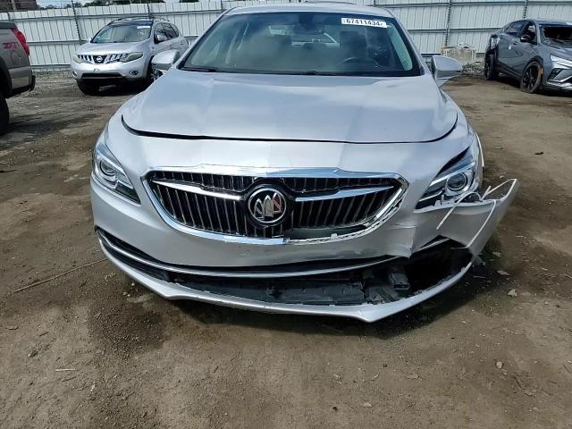 2017 Buick Lacrosse Essence VIN: 1G4ZP5SS2HU182833 Lot: 67411434