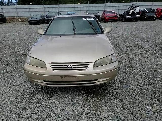 1999 Toyota Camry Le VIN: 4T1BF28K6XU931612 Lot: 68291184