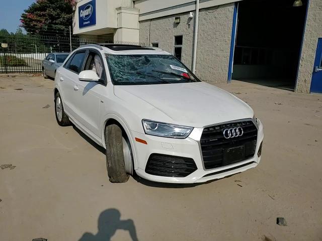 WA1ECCFS7JR005260 2018 Audi Q3 Premium