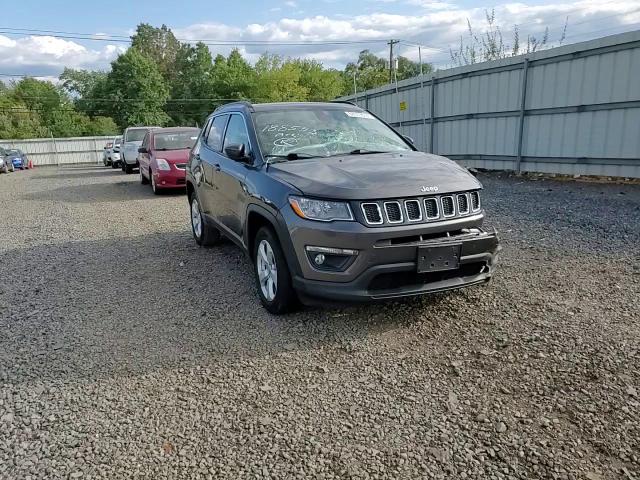 2018 Jeep Compass Latitude VIN: 3C4NJDBB8JT398989 Lot: 68319074