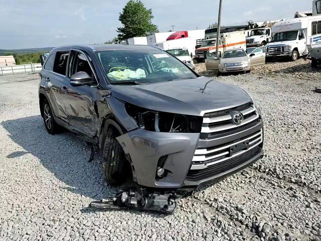 2019 Toyota Highlander Se VIN: 5TDJZRFH2KS614866 Lot: 69470384