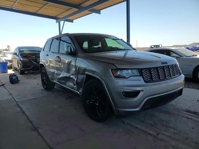 2018 Jeep Grand Cherokee Laredo VIN: 1C4RJEAG0JC511799 Lot: 67614514