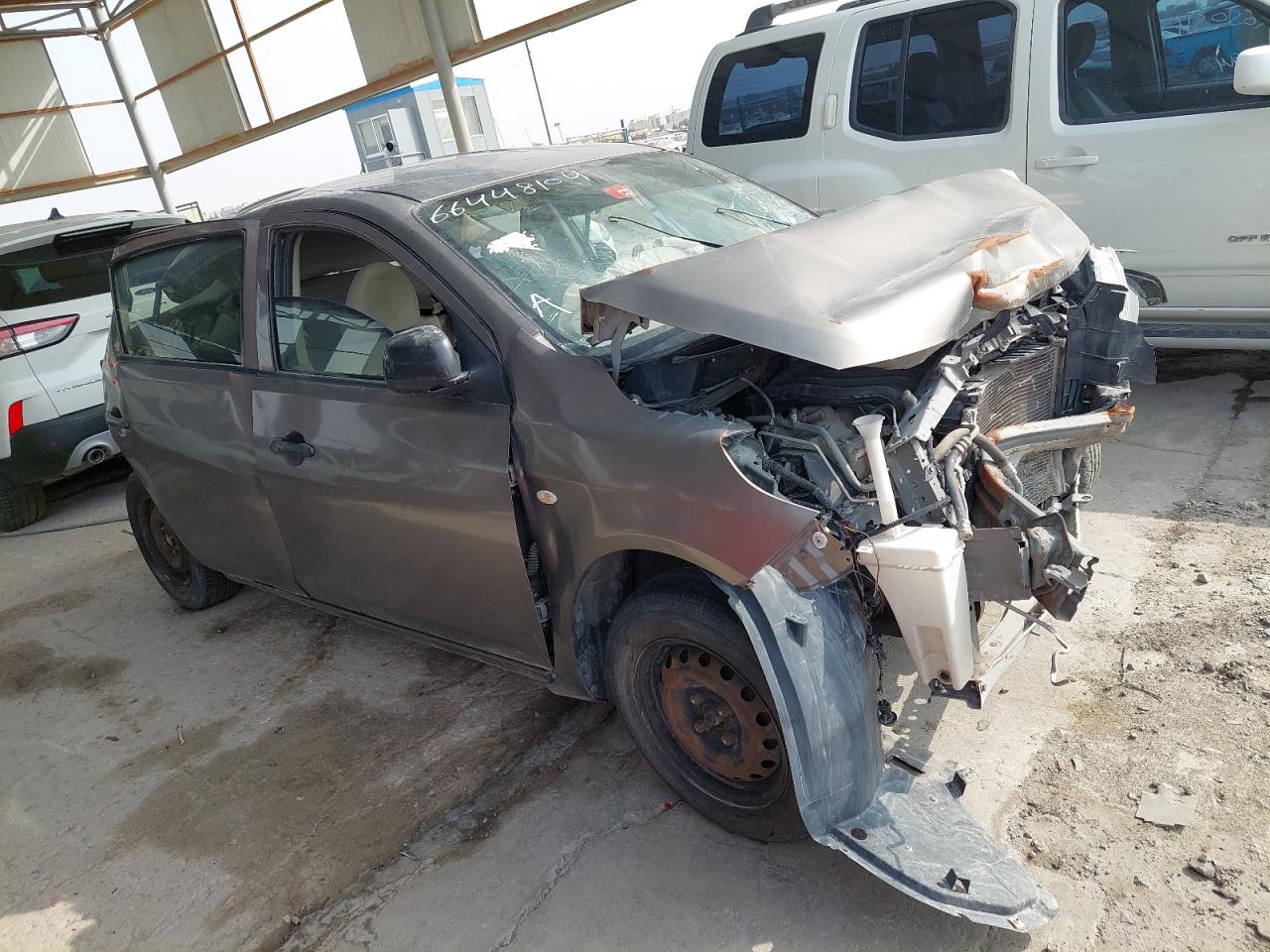2016 NISSAN SUNNY