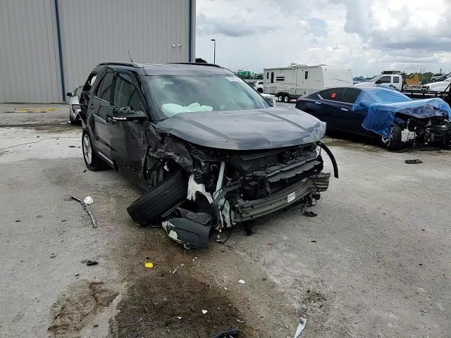 2018 Ford Explorer - Image 12