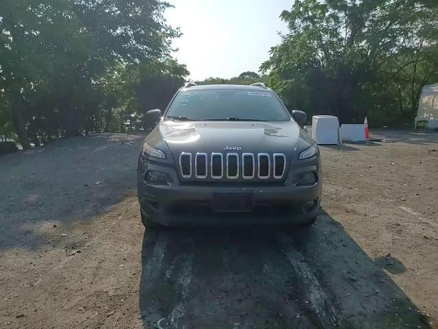 2016 Jeep Cherokee Latitude VIN: 1C4PJMCBXGW359458 Lot: 66404734