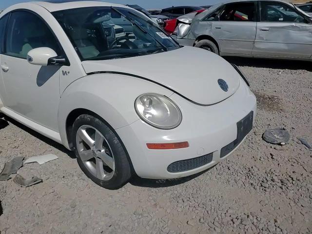 2008 Volkswagen New Beetle Triple White VIN: 3VWFG31C58M523259 Lot: 69516424