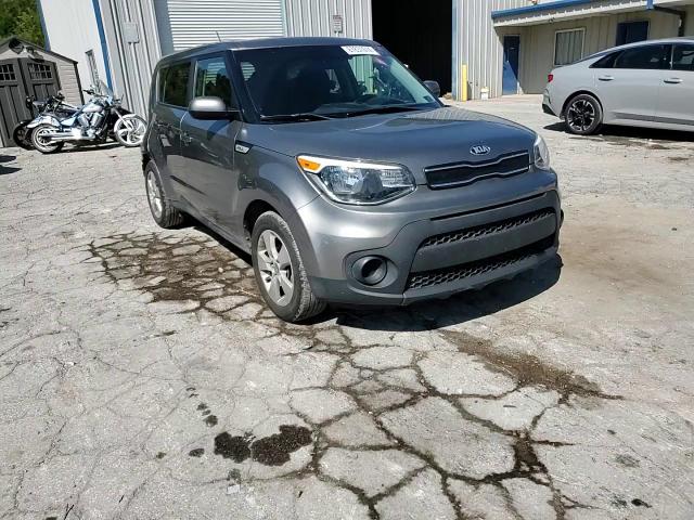 KNDJN2A24J7565197 2018 Kia Soul