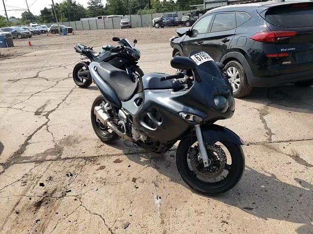 2005 Suzuki Gsx600 F VIN: JS1GN79A752101353 Lot: 67950774