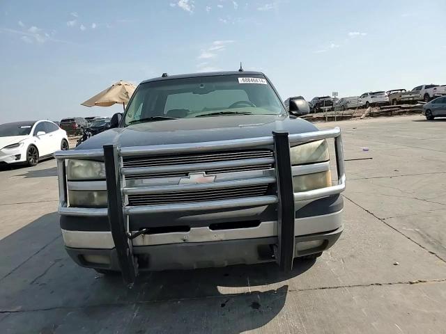 2004 Chevrolet Silverado C1500 VIN: 2GCEC13T241356596 Lot: 68846814