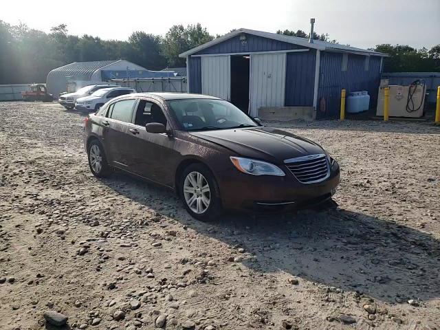 2013 Chrysler 200 Touring VIN: 1C3CCBBB2DN734909 Lot: 68187684