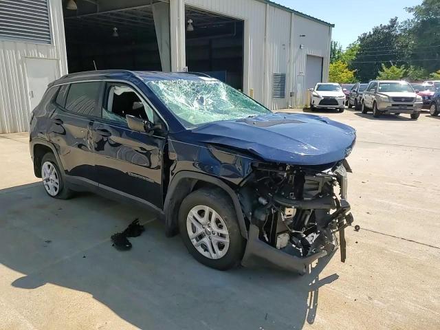 2019 Jeep Compass - Image 11