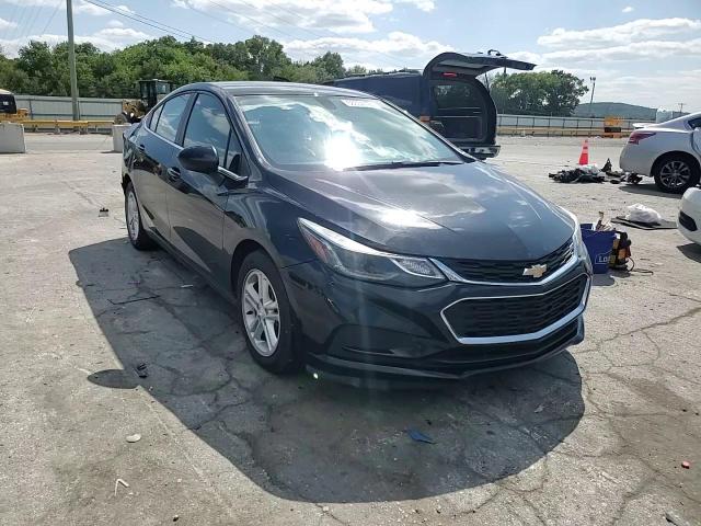 2017 Chevrolet Cruze Lt VIN: 1G1BE5SMXH7157750 Lot: 68334124