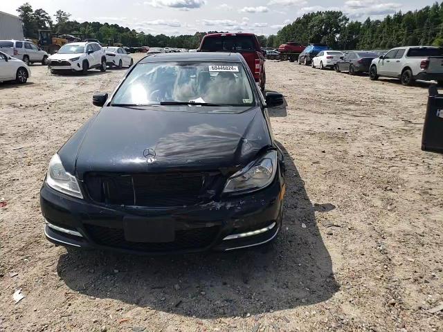 2012 Mercedes-Benz C 250 VIN: WDDGF4HB0CR233764 Lot: 68446824